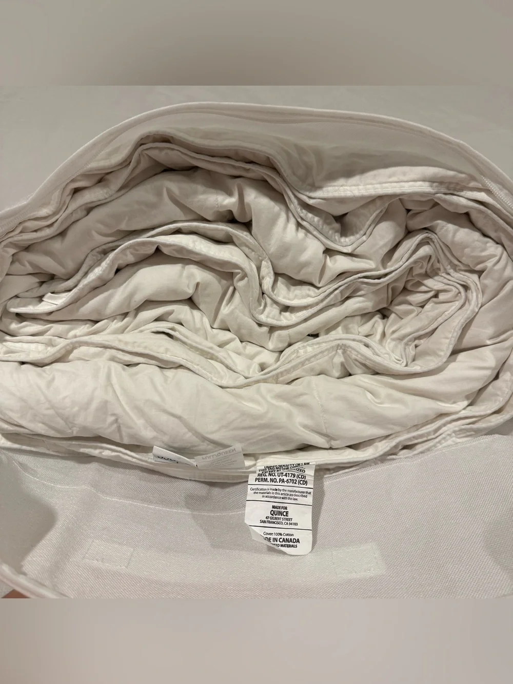 New Quince Premium Duck Down Duvet Insert Comforter Full/Queen MSRP $184 White